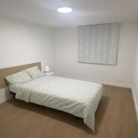 Apartment Esence 5 2 Banos Garaje A/c Wifi