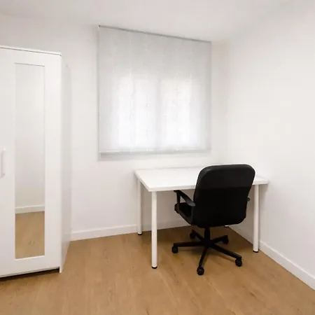 Apartment Esence 5 2 Banos Garaje A/c Wifi
